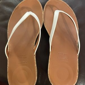 Fitflop Linny White sandals